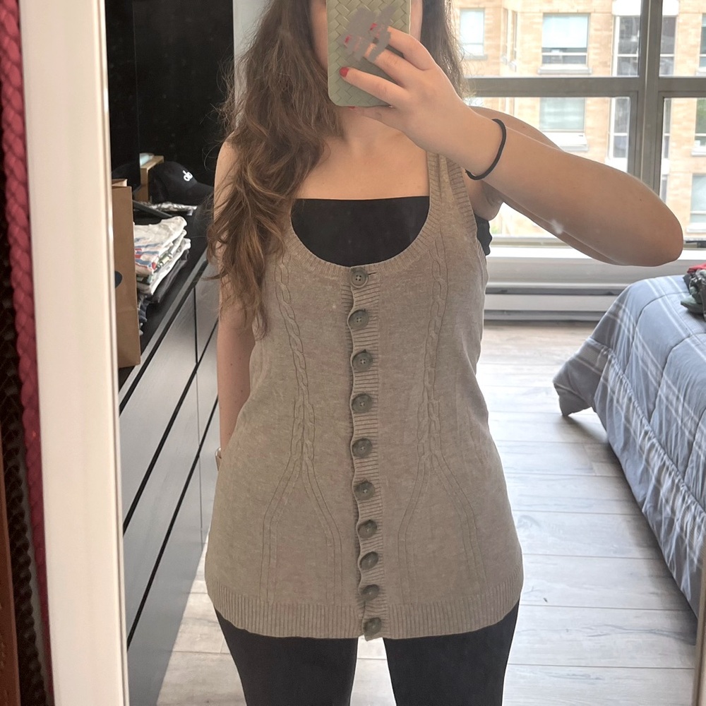 DKNY sweater vest